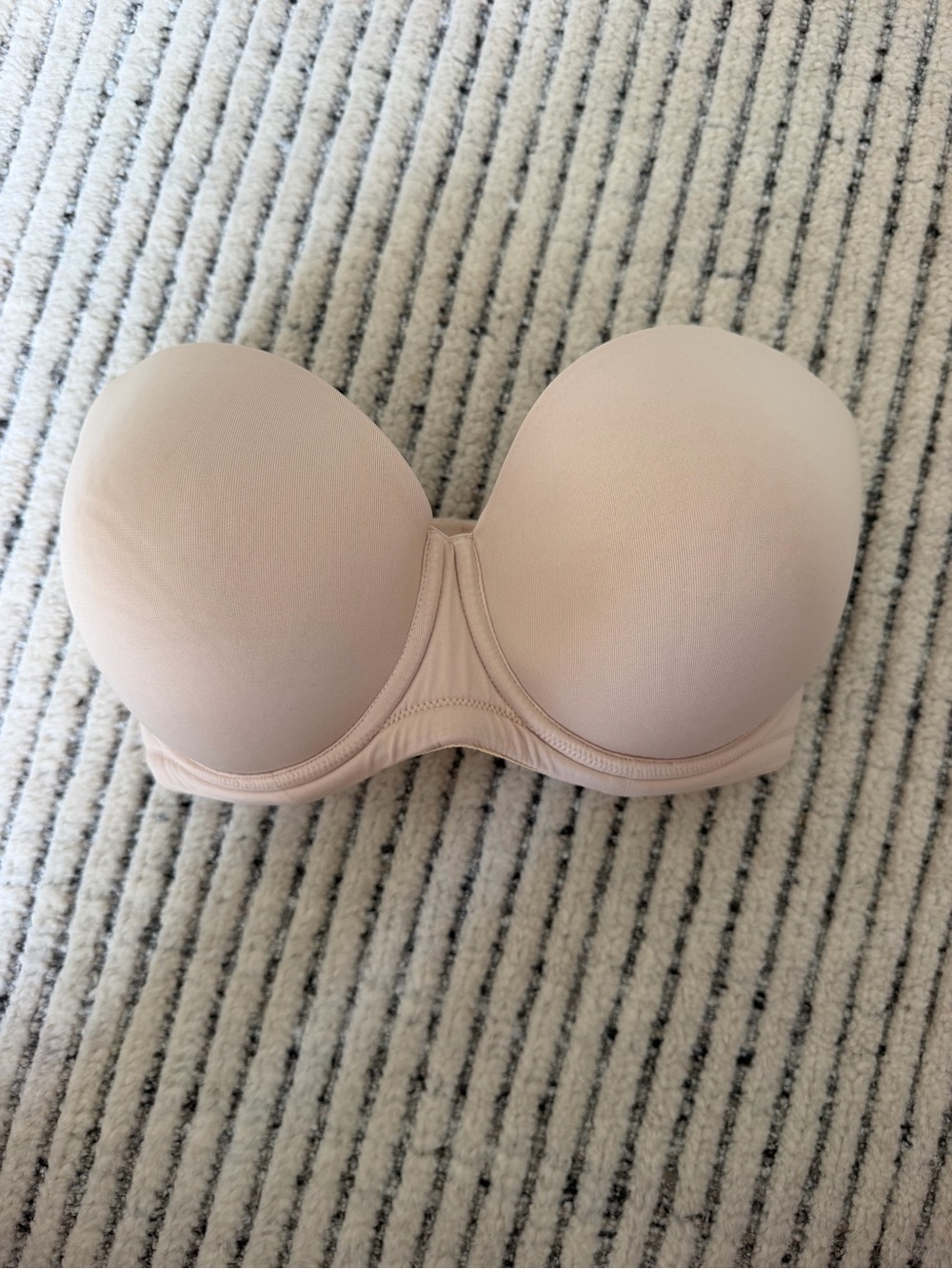 Wacoal Strapless Nude Bandeau Bra 34G 854119